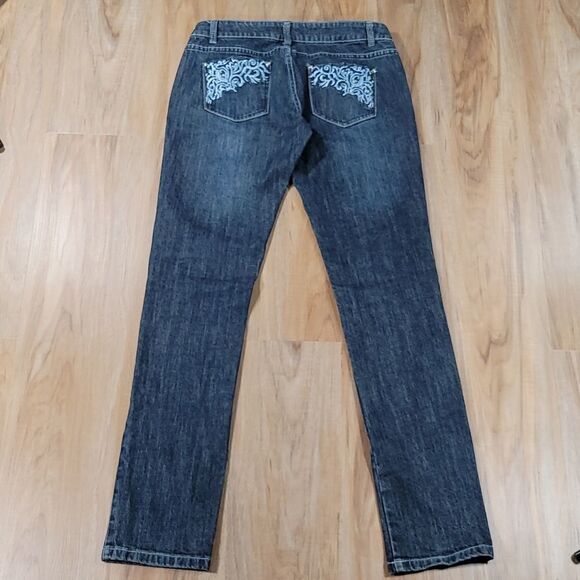 ☔️💜Decoded Blue Jeans w/Rhinestone & Embroidered Back Pockets Size 7/29 - Picture 4 of 12